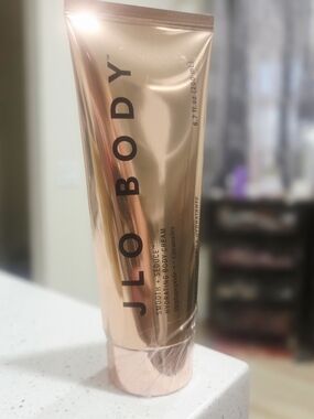 J LO Smooth & Seduce Hydrating Body Cream - 6.7oz